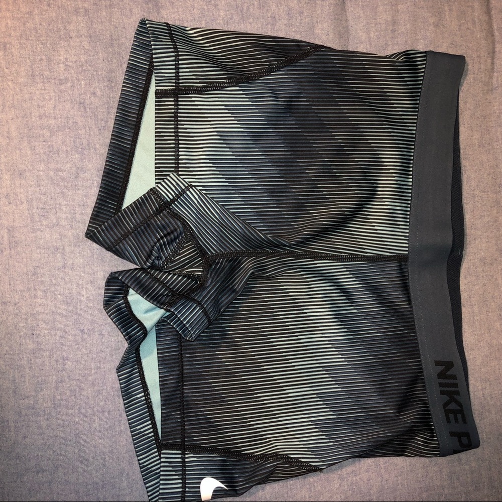 Blue striped Nike-pro spandex